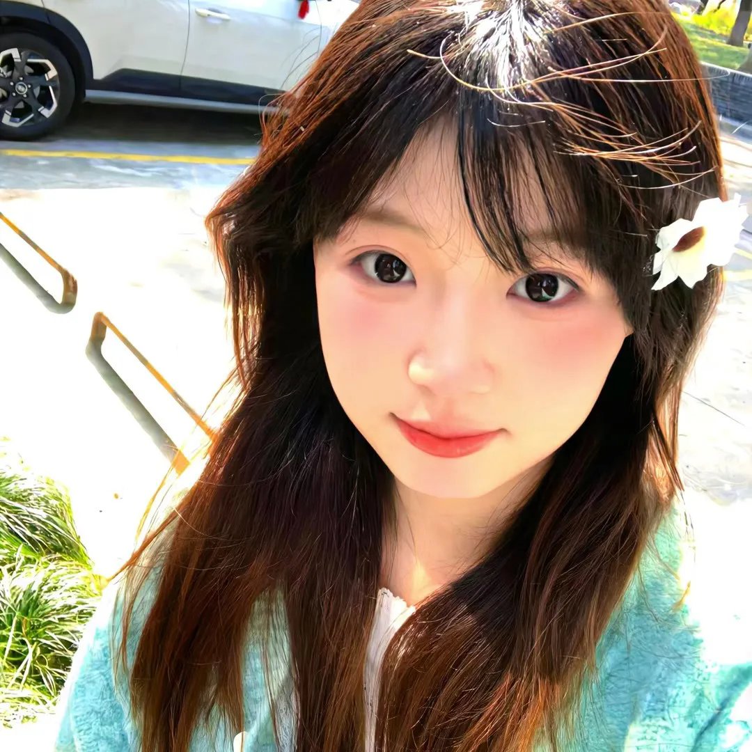每个人都有秘密海报